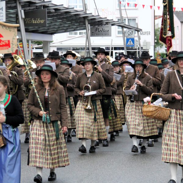 28. Bezirksmusikfest Inn-Salzach (Mozer) 28 Bezirksmusikfest Inn Salzach (Mozer)