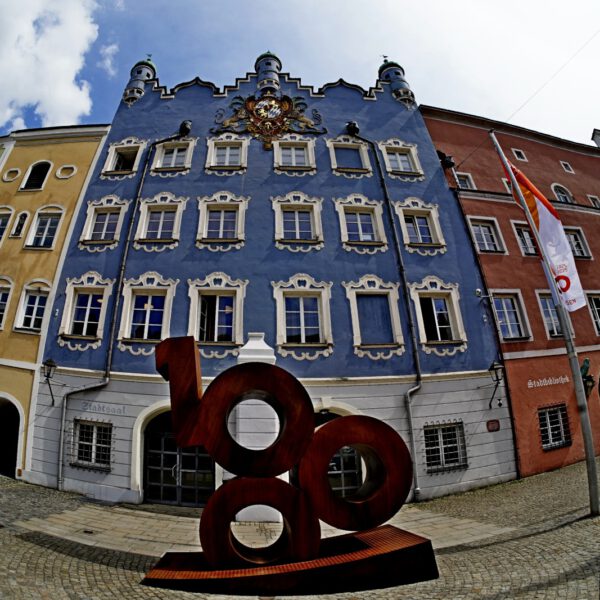 1000 Jahre Burghausen Skulptur Copyright Rautter Harald